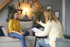 Psychologist having session with her female patient